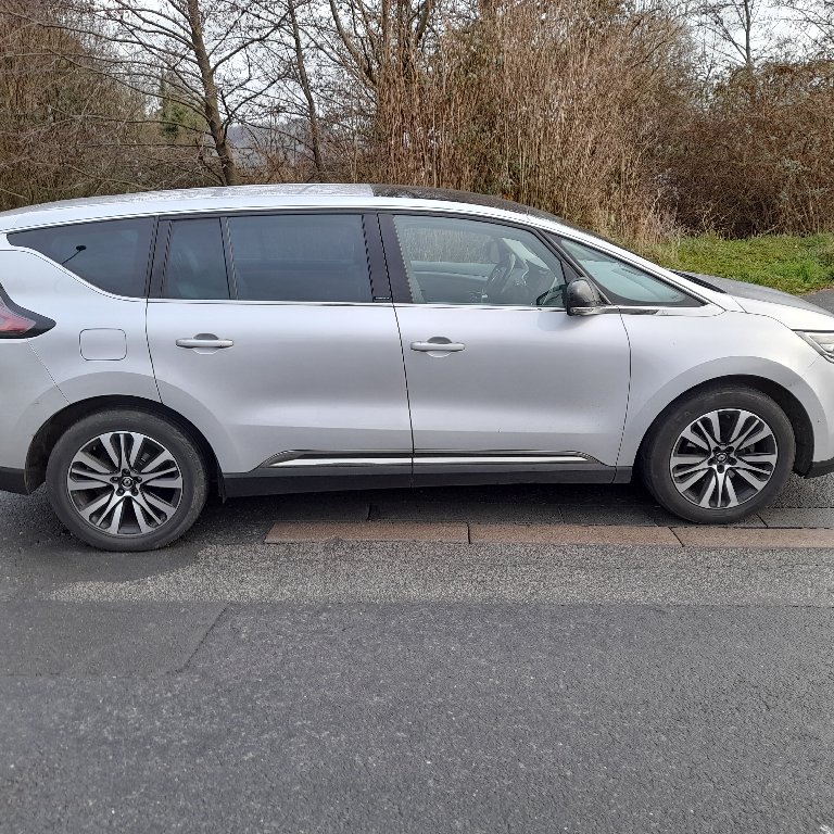 VTC La Frénaye: Renault