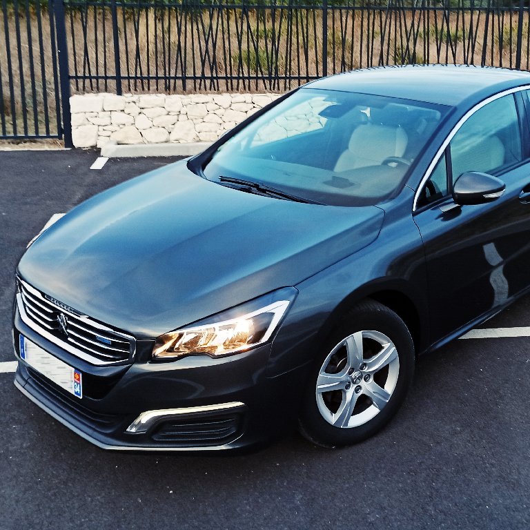 VTC Saint-Geniès-des-Mourgues: Peugeot