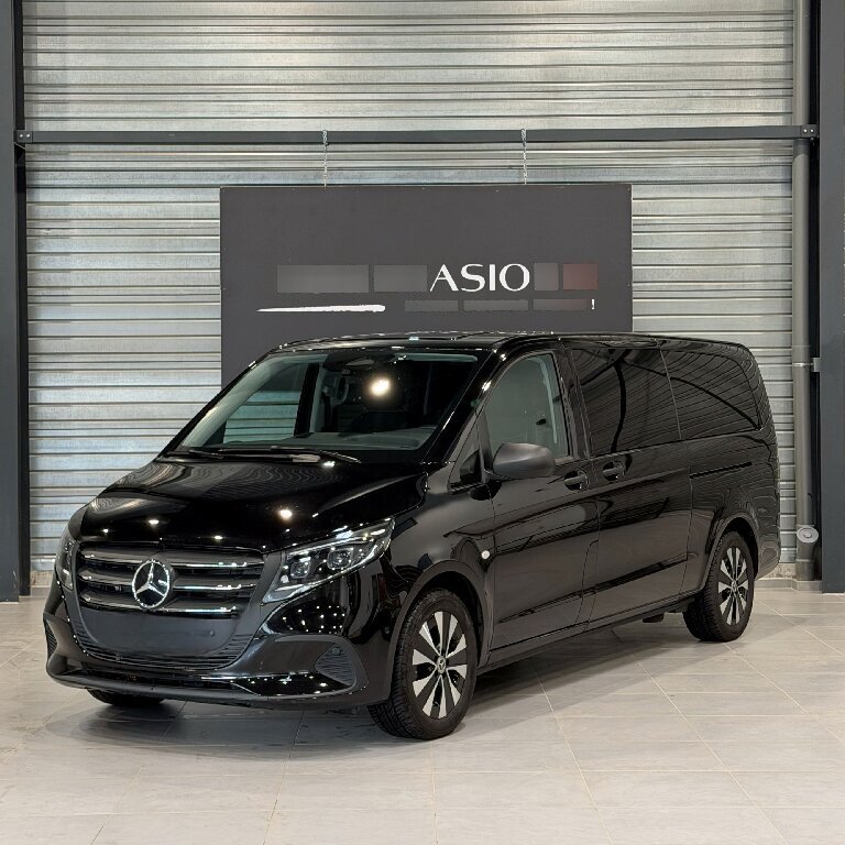 Taxi Saint-Contest: Mercedes