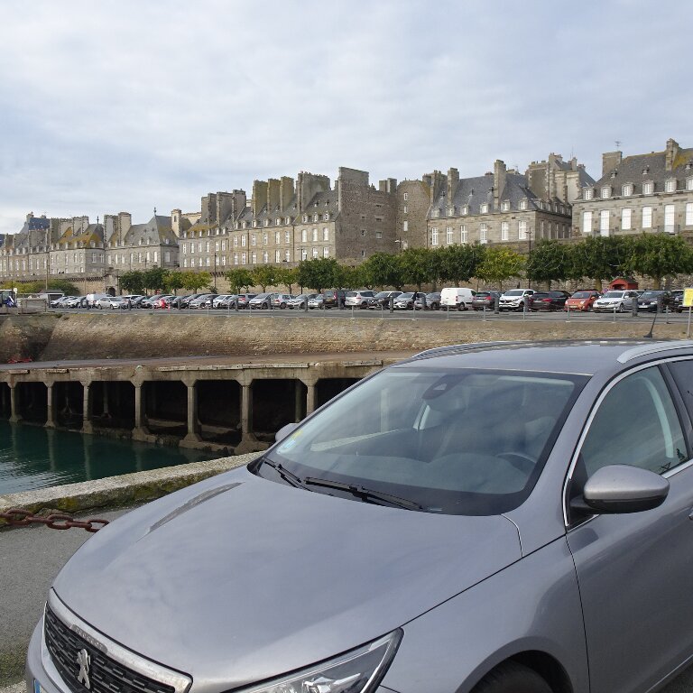 VTC Combourg: Peugeot