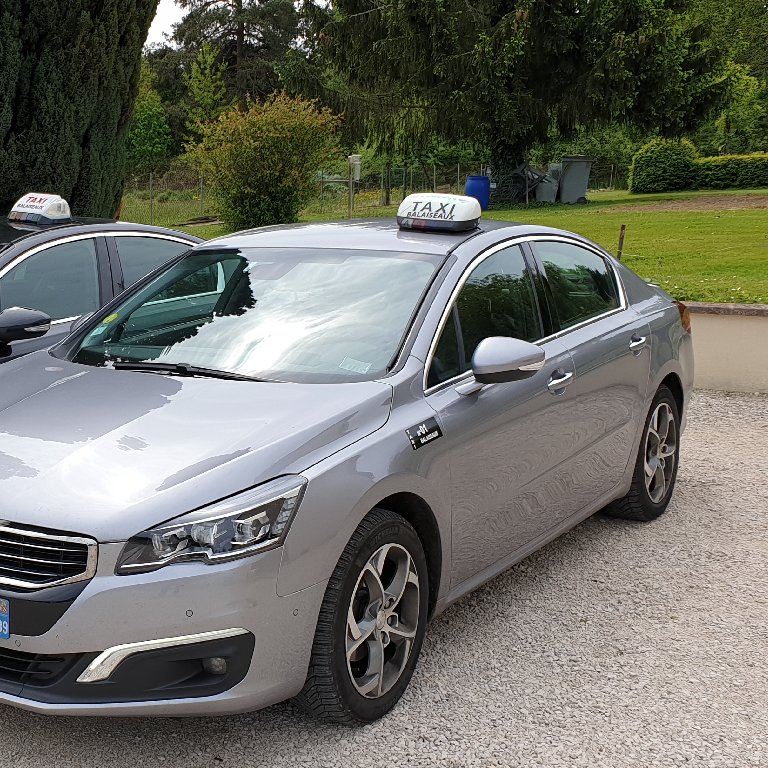 Taxi Le Deschaux: Peugeot