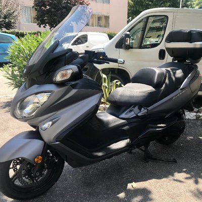Motorcycle taxi in Nice