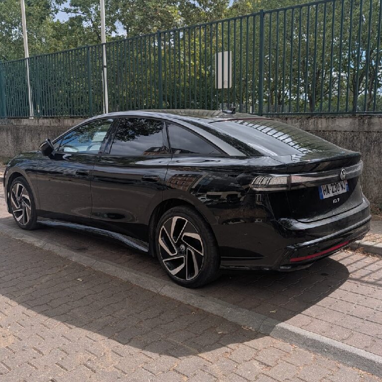 Personenvervoer Gennevilliers: Volkswagen