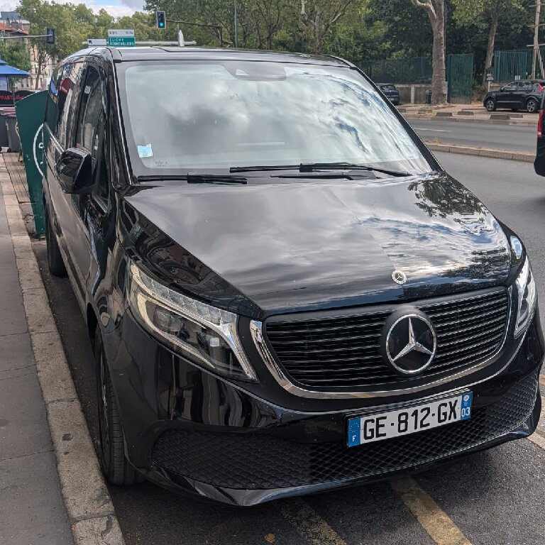 Personenvervoer Gennevilliers: Mercedes
