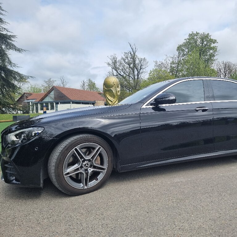 Mietwagen mit Fahrer Goussainville: Mercedes