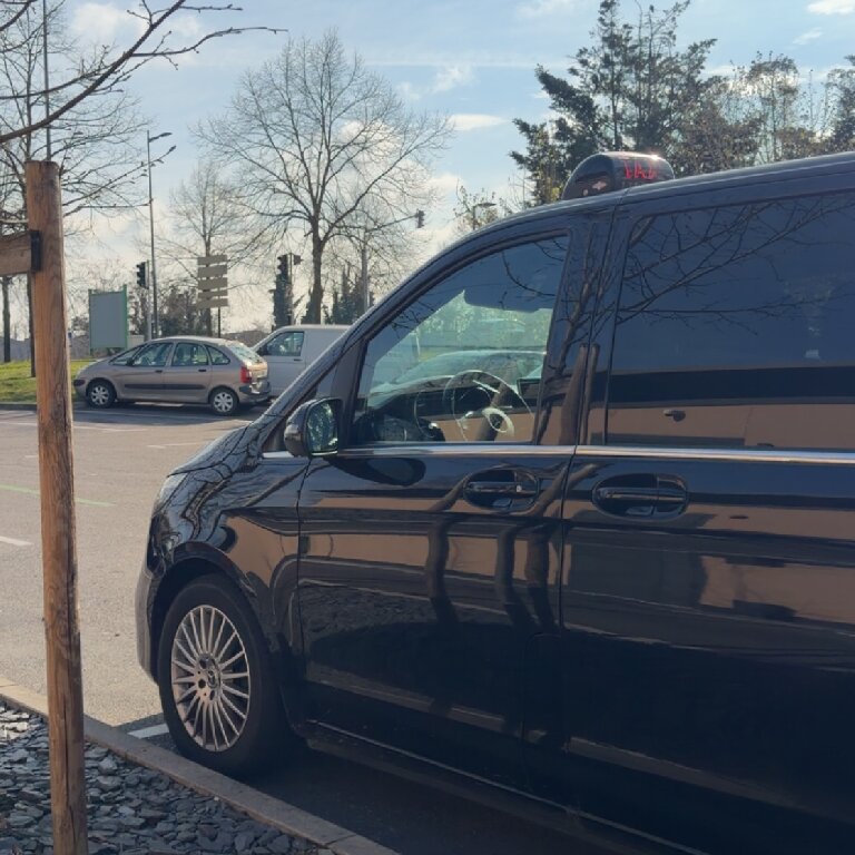 Taxi Belrupt-en-Verdunois: Mercedes