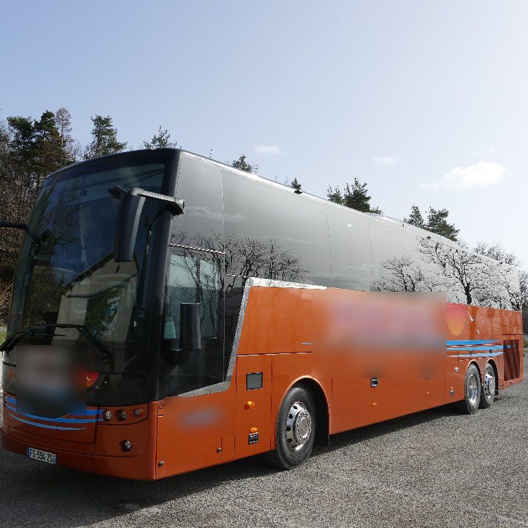 Reisebus Anbieter Saint-Félicien: Van Hool