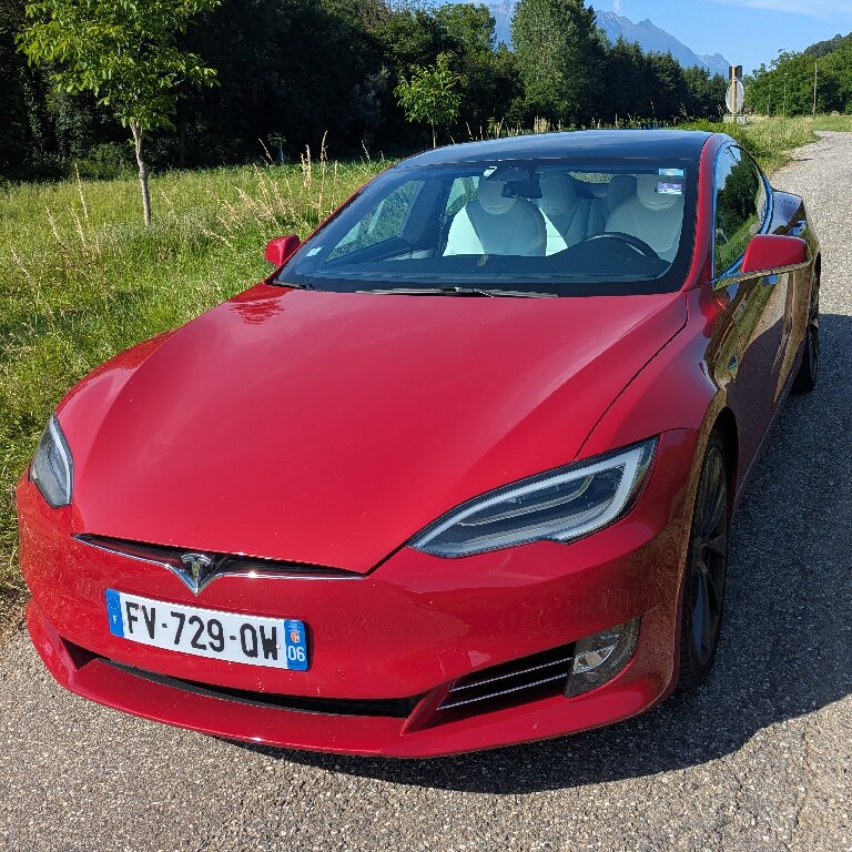 VTC Sainte-Hélène-du-Lac: Tesla
