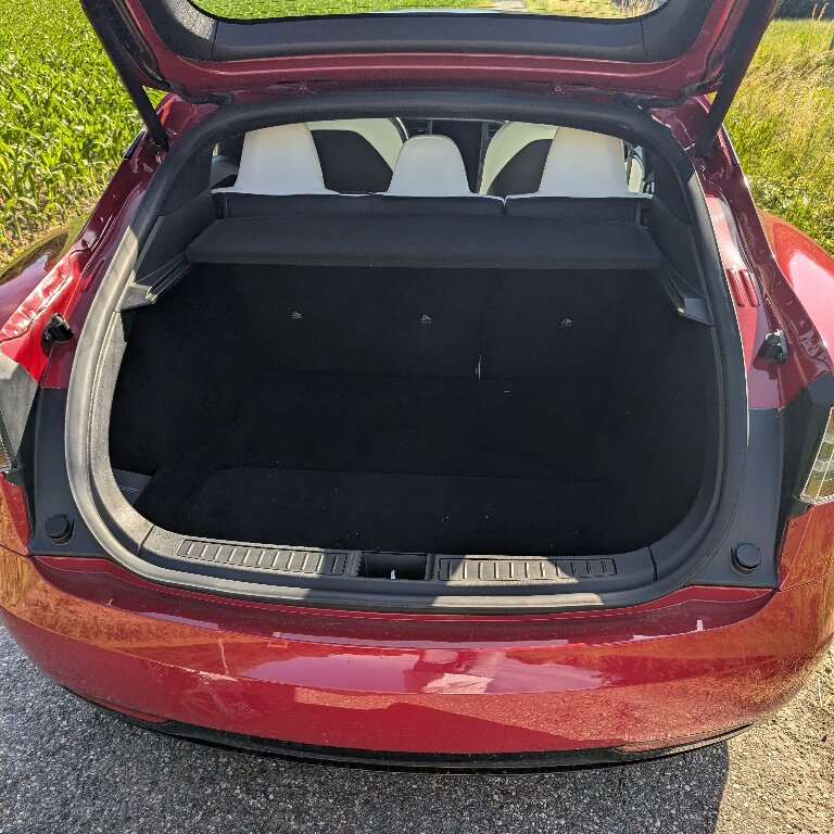 VTC Sainte-Hélène-du-Lac: Tesla