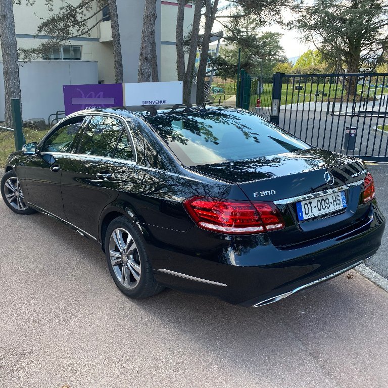 VTC Saint-Genis-les-Ollières: Mercedes