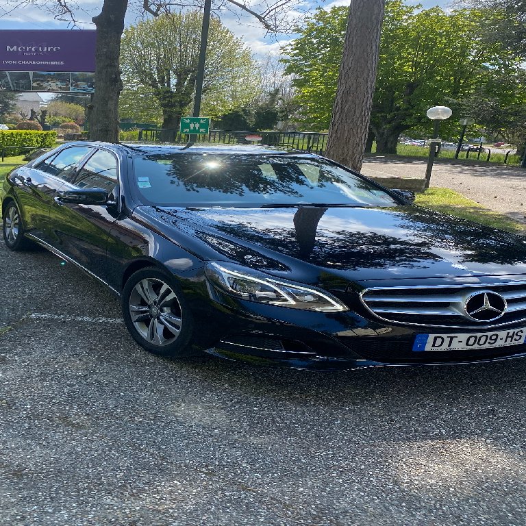 VTC Saint-Genis-les-Ollières: Mercedes