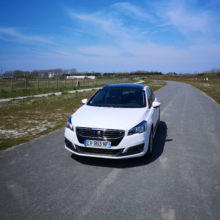 VTC Gravelines: Peugeot