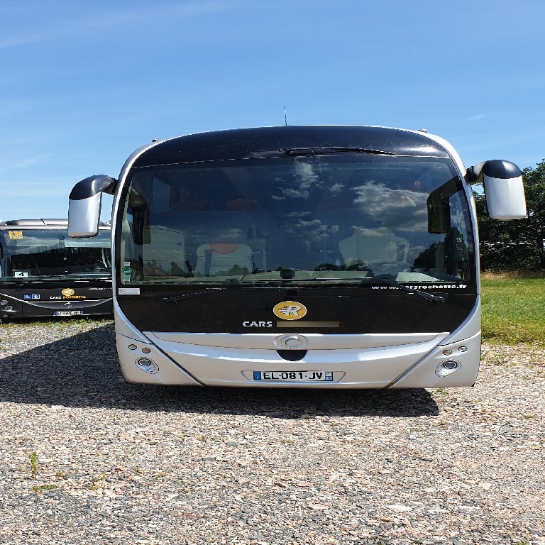 Reisbus aanbieder Saint-Étienne: Iveco