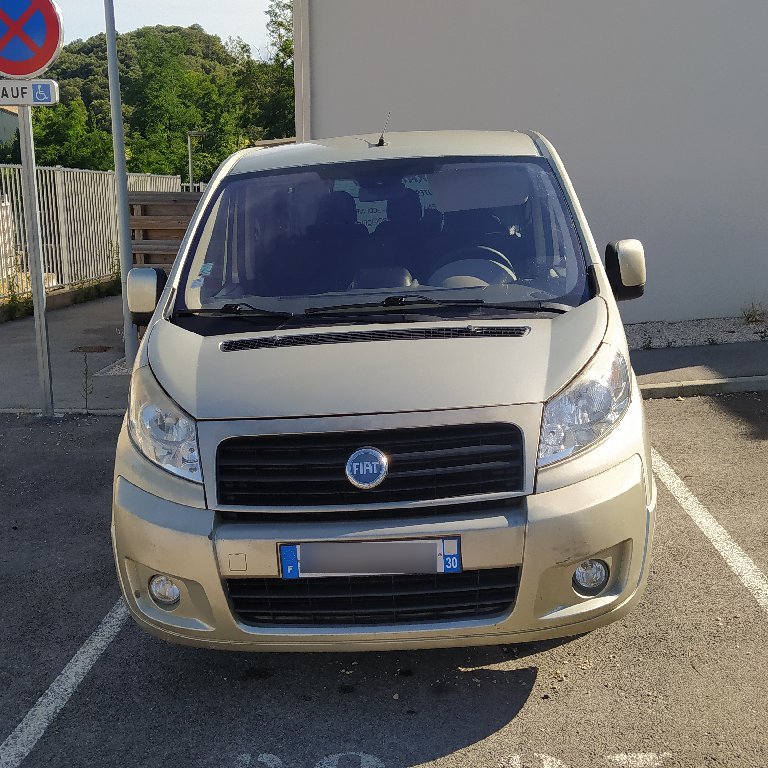 Personenvervoer Alès: Fiat