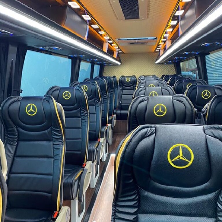 Reisebus Anbieter Valentigney: Mercedes