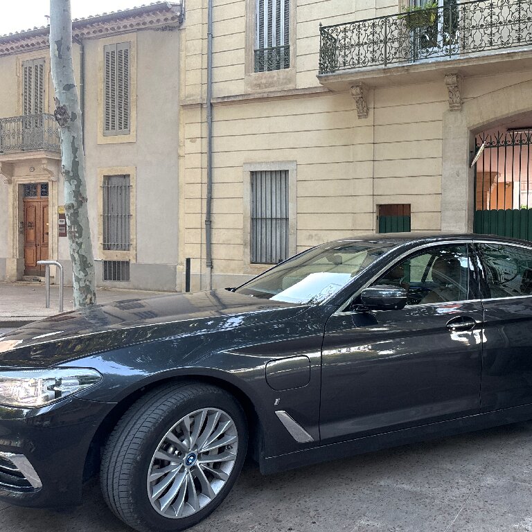 VTC Nîmes: BMW