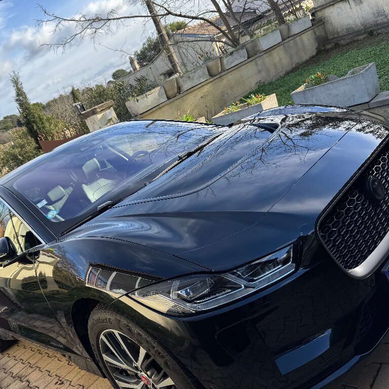 VTC Nîmes: Jaguar