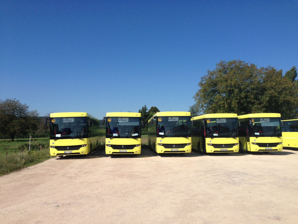 Operador de autocares Préty: Renault