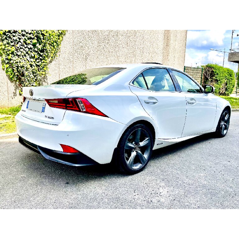 VTC Les Mureaux: Lexus