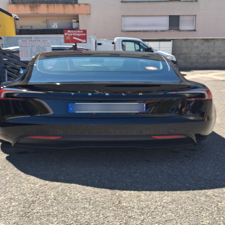 Personenvervoer Bron: Tesla