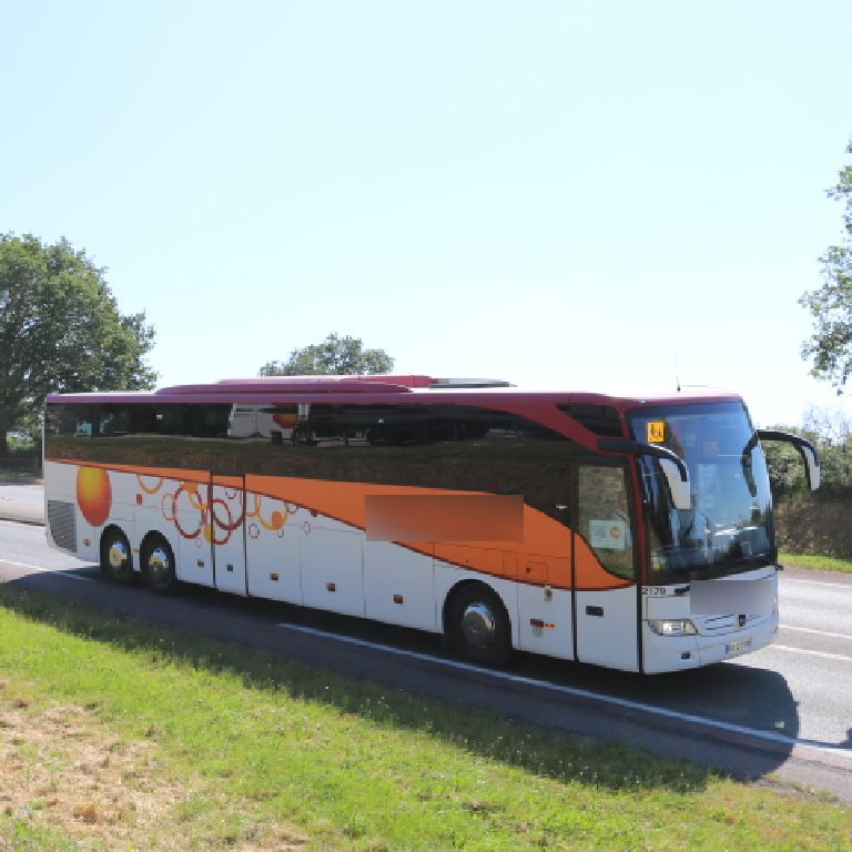 Coach provider Saint-Prouant: Volvo