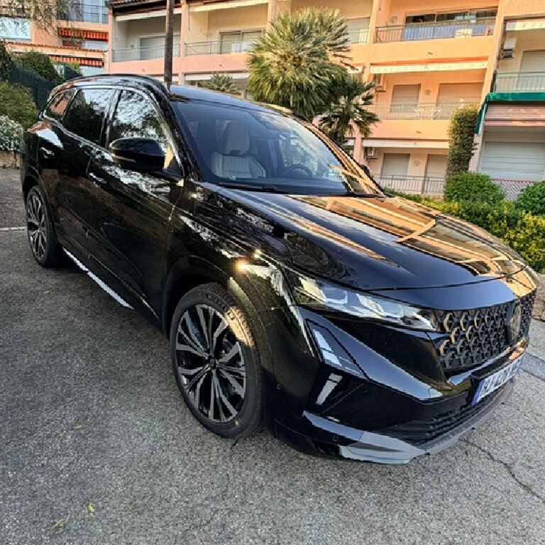 VTC Cuttoli-Corticchiato: Renault
