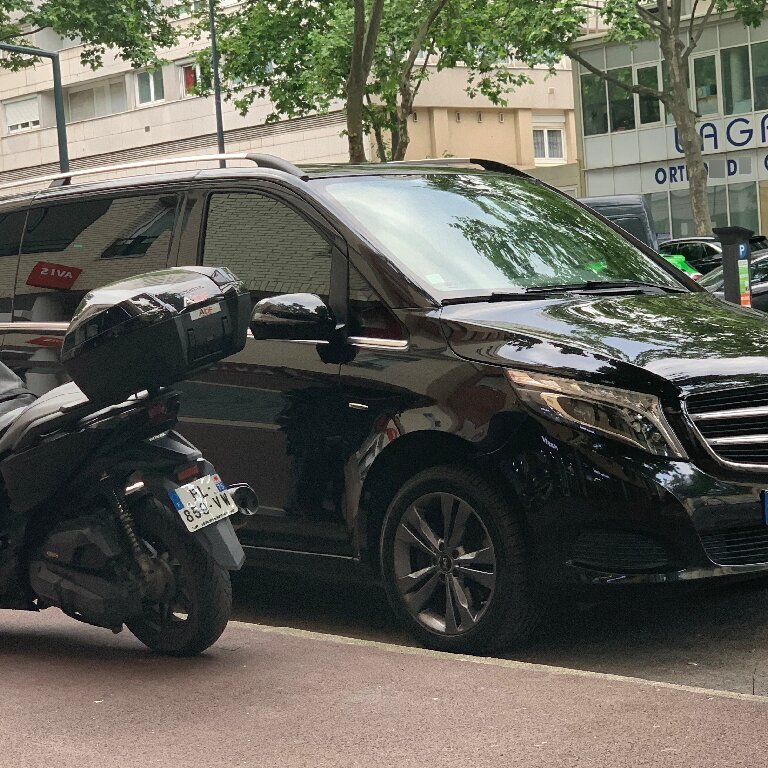 Mietwagen mit Fahrer Saint-Gratien: Mercedes