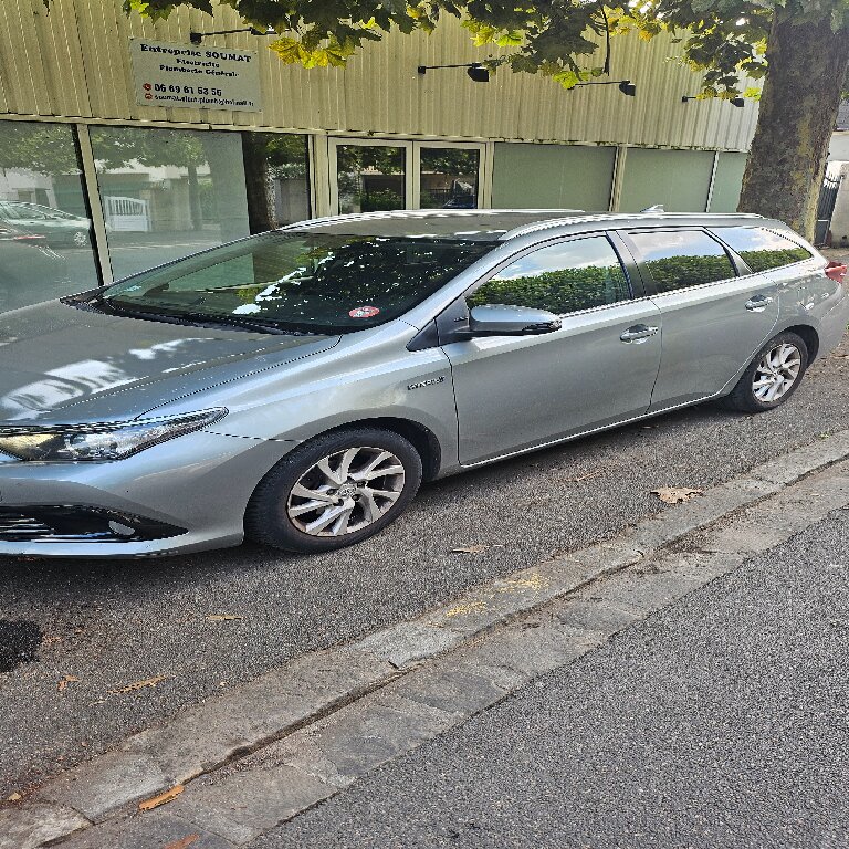 VTC Évry: Toyota