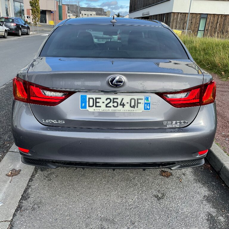 Personenvervoer Ivry-sur-Seine: Lexus