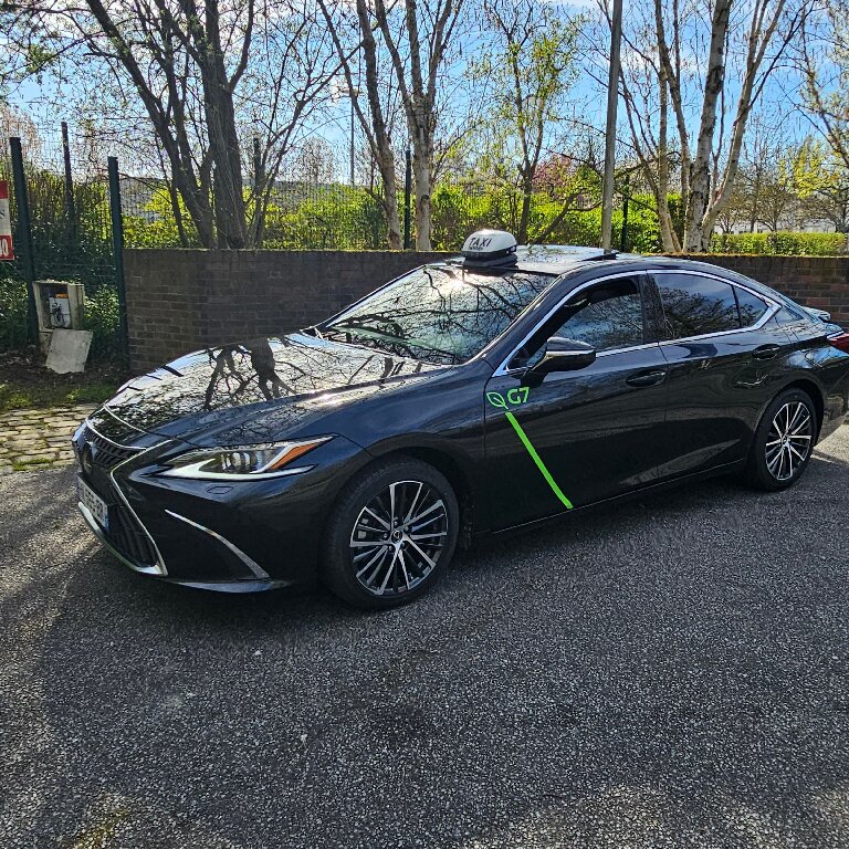 Taxi Paris: Lexus