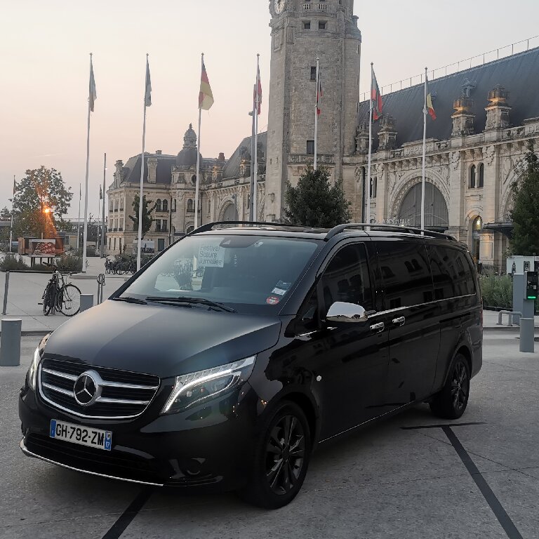 Mietwagen mit Fahrer La Rochelle: Mercedes