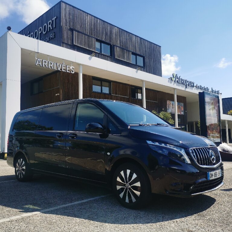 Mietwagen mit Fahrer La Rochelle: Mercedes