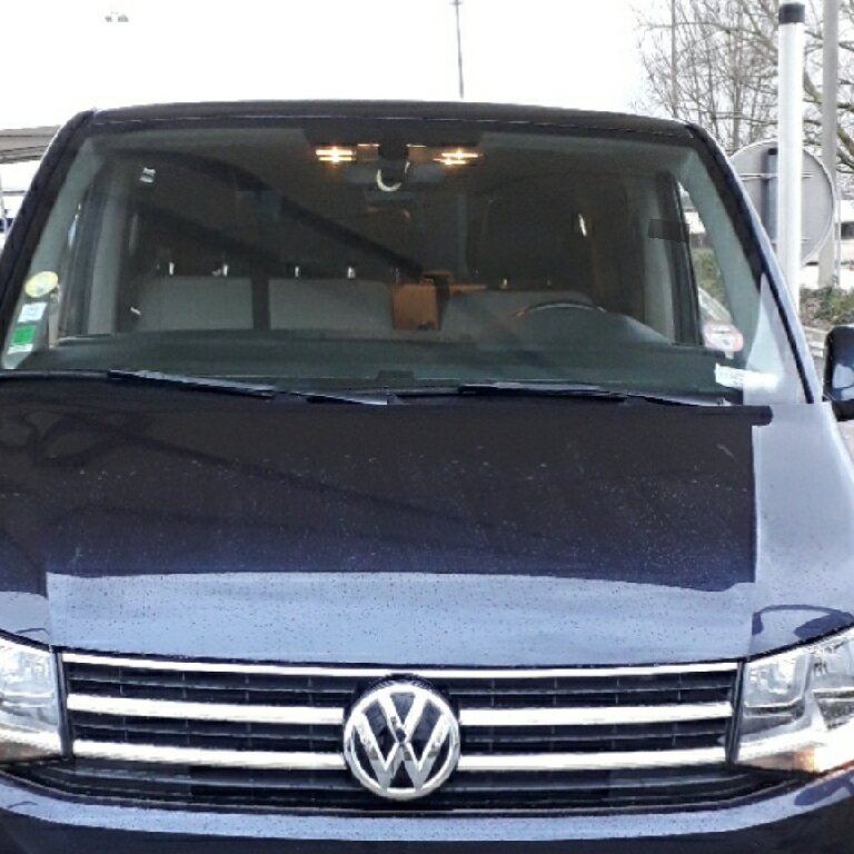 Mietwagen mit Fahrer Drancy: Volkswagen