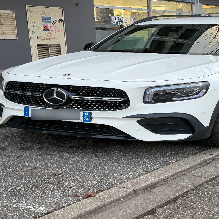 VTC Échirolles: Mercedes
