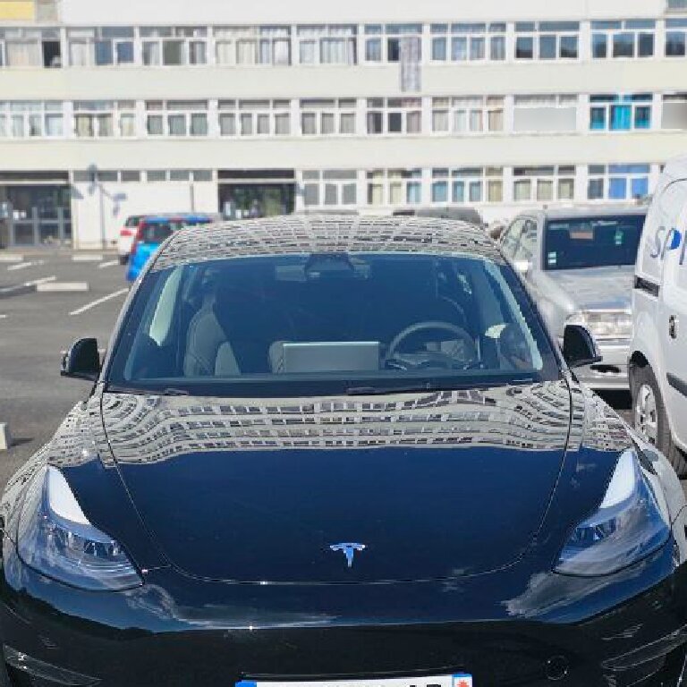 Personenvervoer Évry: Tesla