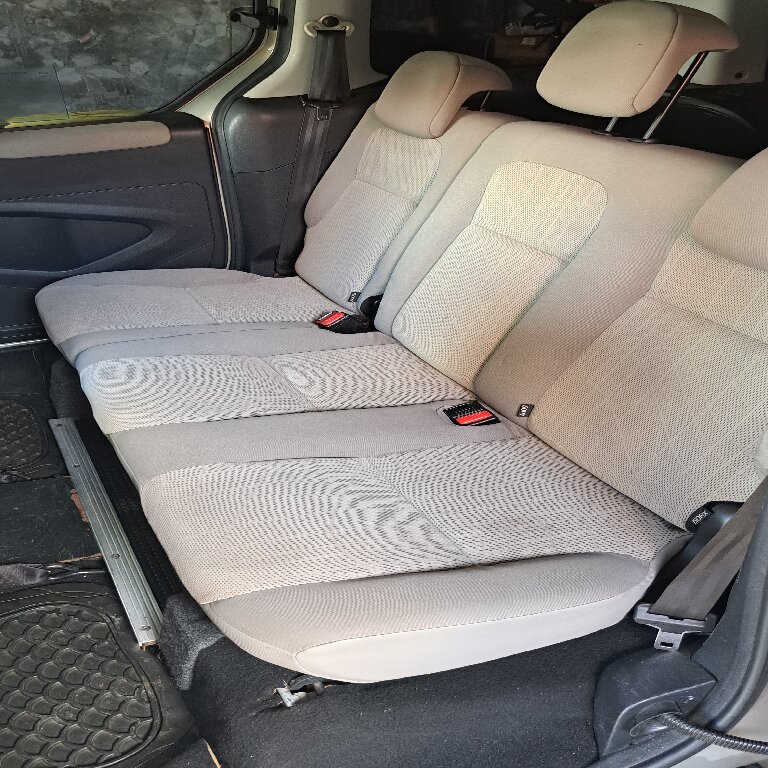 Taxi Saint-Esprit: Peugeot