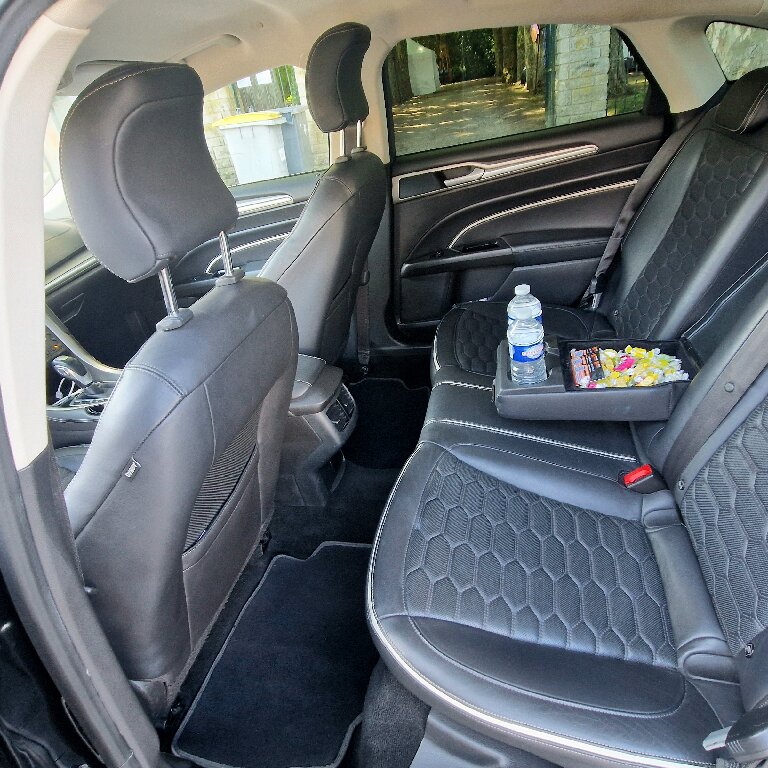 Mietwagen mit Fahrer Tours: Ford