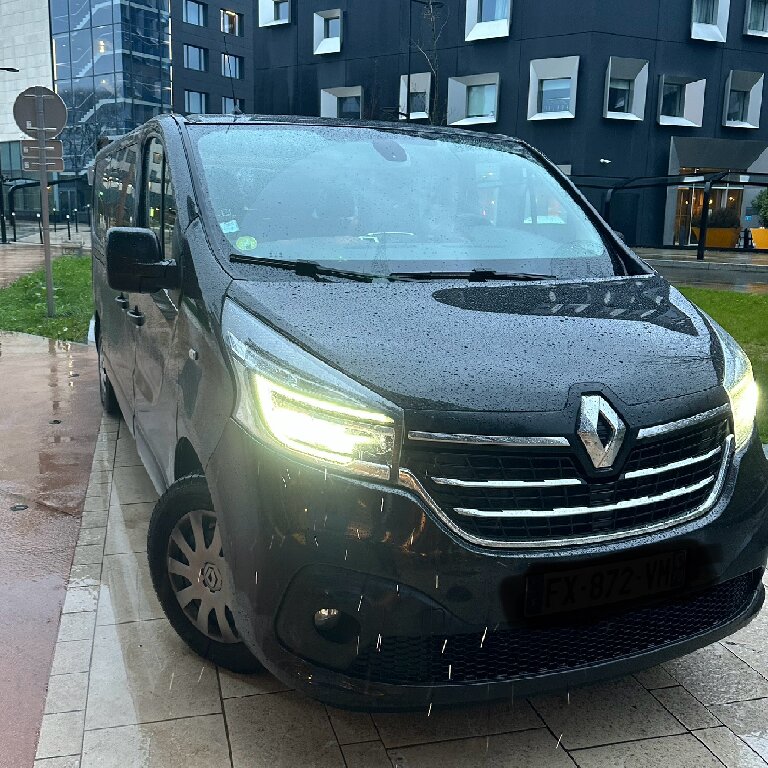 VTC Louvres: Renault