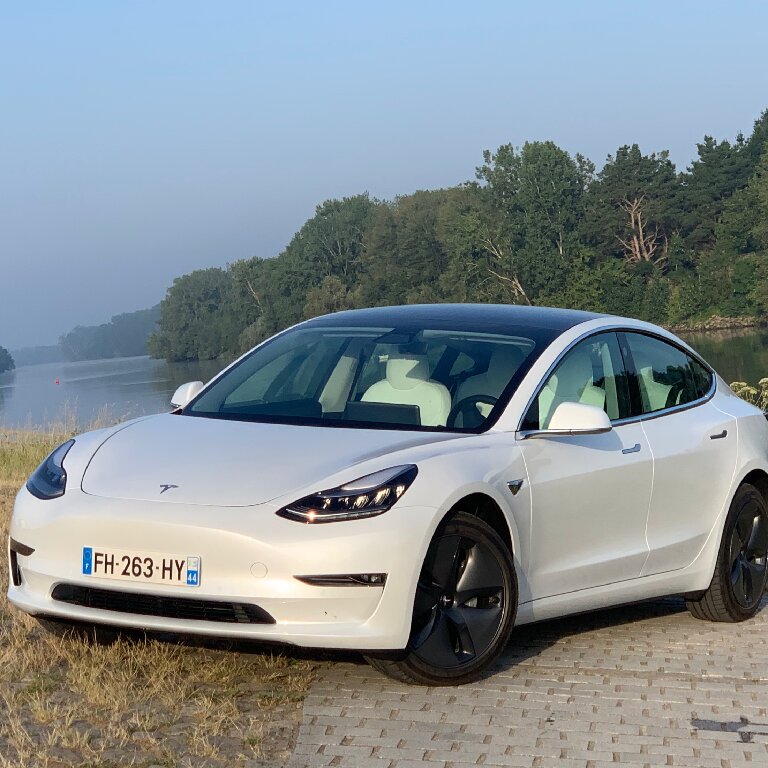 VTC Pertuis: Tesla