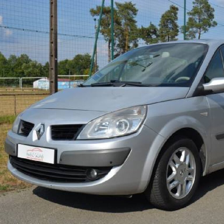 Taxi Bobigny: Renault