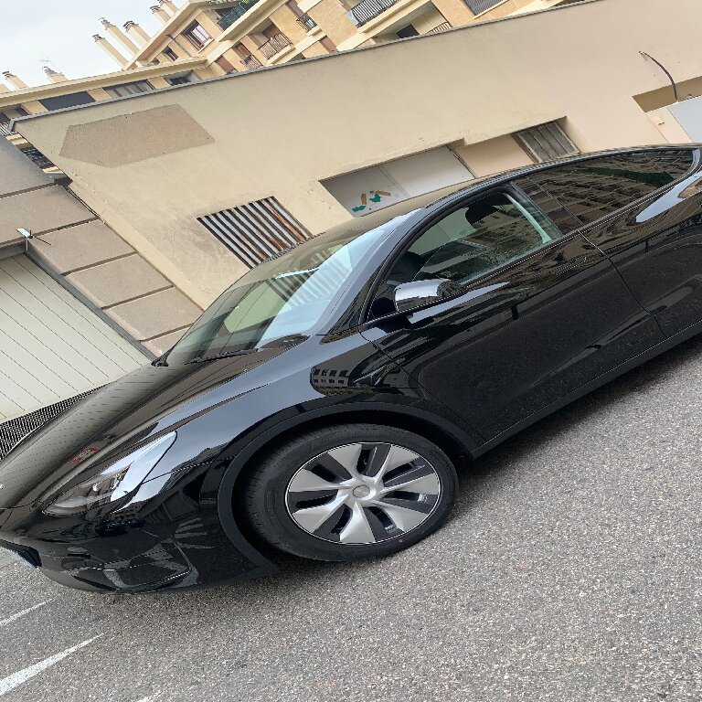 VTC Marignane: Tesla