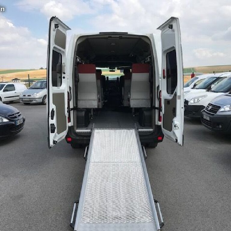 Taxi Crèvecoeur-sur-l'Escaut: Renault