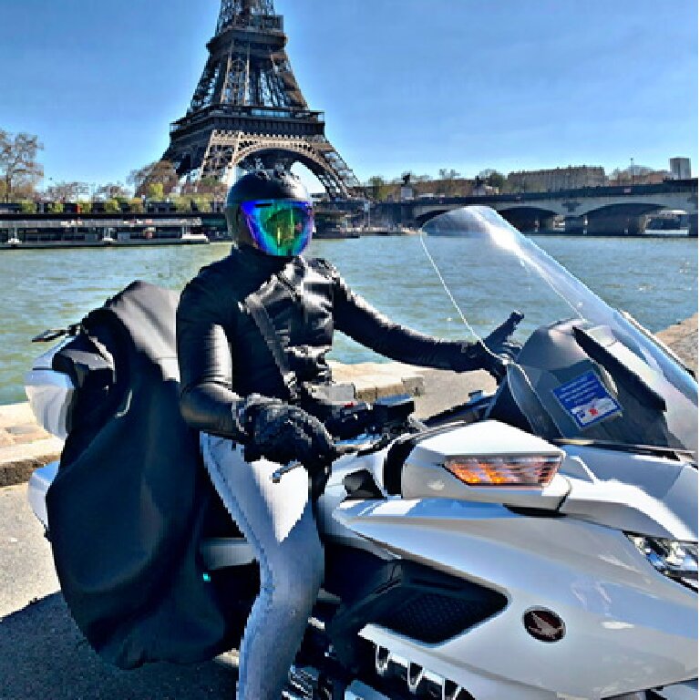Motorrad mit Fahrer Gagny: Honda