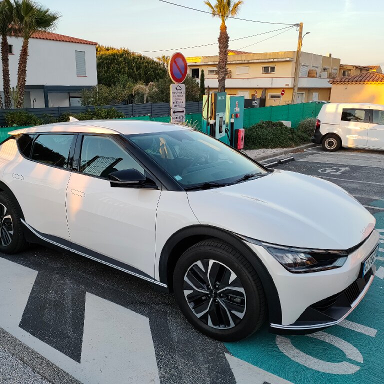 VTC Hyères: Kia