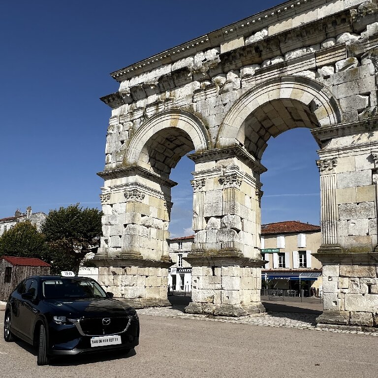 Taxi Saintes: Mazda