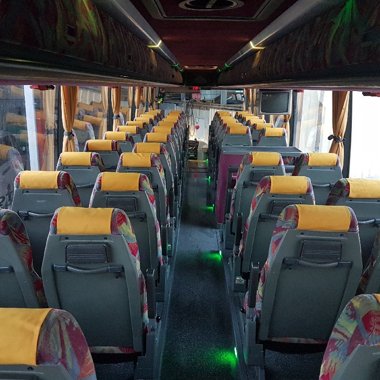 Coach provider Salignac-Eyvigues: Van Hool