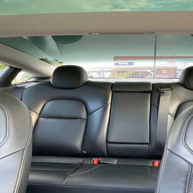 VTC Landas: Tesla