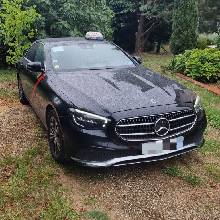 Taxi Laroque-Timbaut: Mercedes