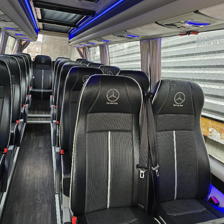 Autocariste Cognac: Mercedes