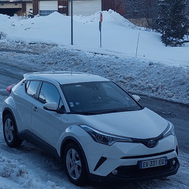 VTC Vénissieux: Toyota